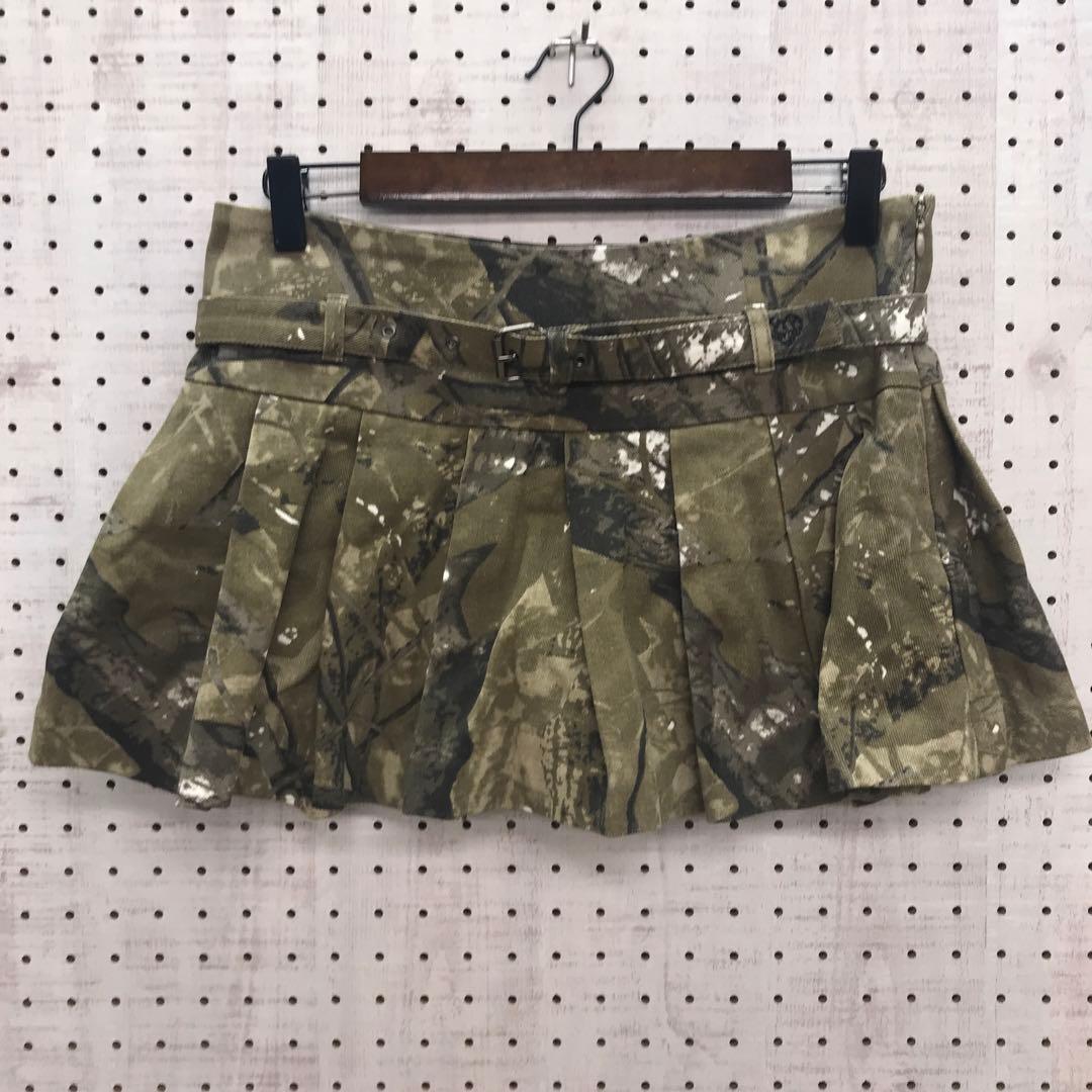 Hotter than Hell リアルツリーカモ プリーツスカート