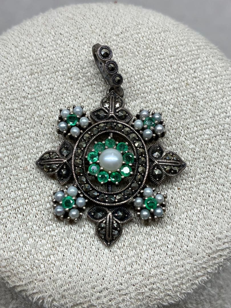 Z4）碌山 ロクザン 925 銀 エメラルド 芥子パール シルバー ペンダント