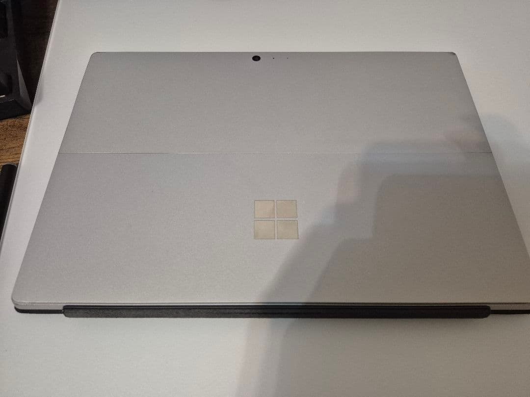 【おまけ付き！】Microsoft Surface Pro 5