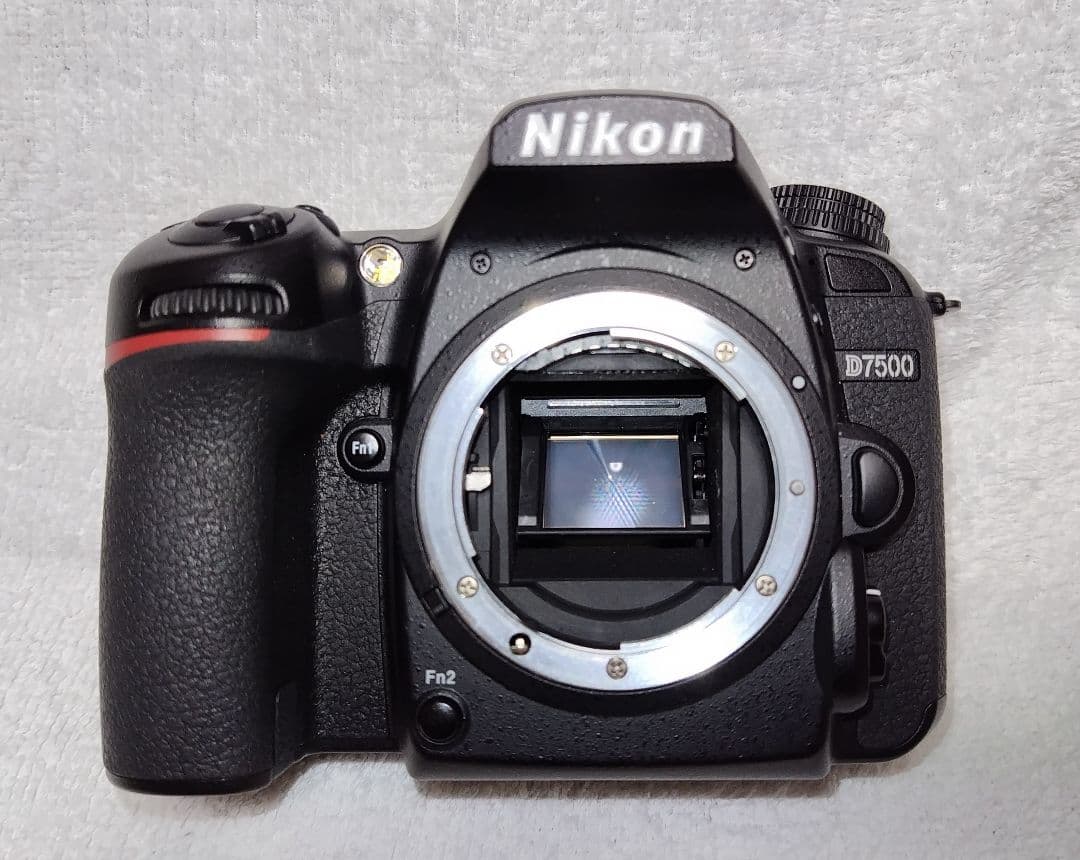 Nikon　D7500 ボディ