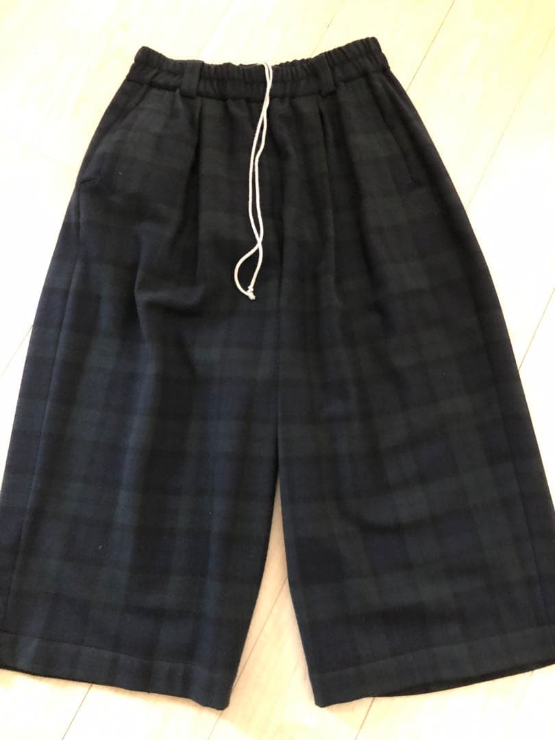 美品 アトリエナルセ ガウチョパンツ