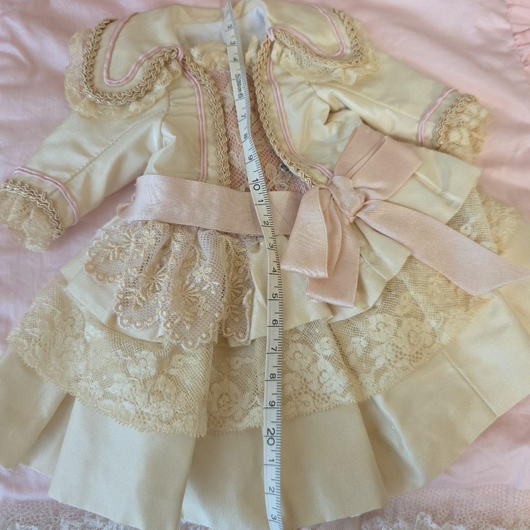 作家様　アンティークビスクドール　ドレス　シルク　ボネ付き　キャビネットサイズ