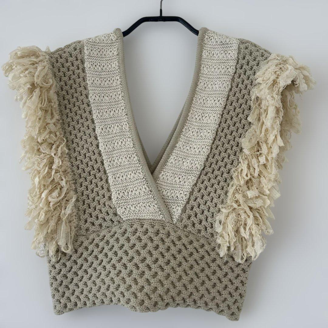 新品Leinwande ラインヴァンド フリンジニットベスト　カーキ