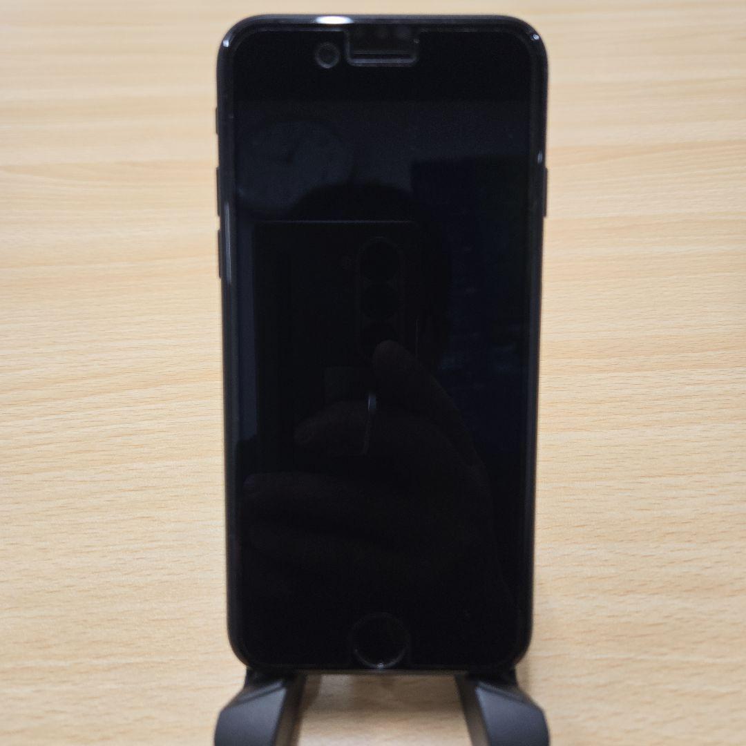 iPhone SE 第3世代 64GB SIMフリー 超美品 フィルム貼付済み