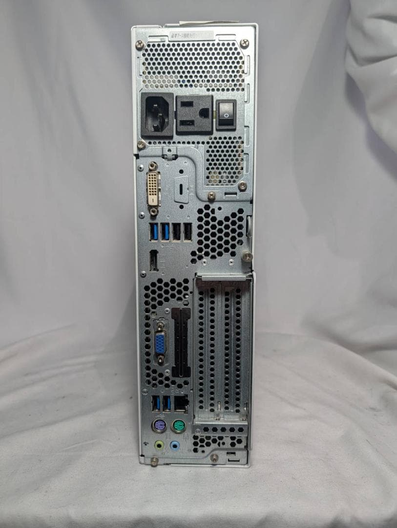 富士通 D588/BX i3/8GB/SSD256GB/Win11Pro