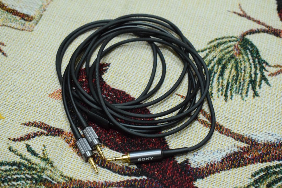 SONY MDR-Z7 ハイレゾ対応ステレオヘッドホン ケーブル・箱付