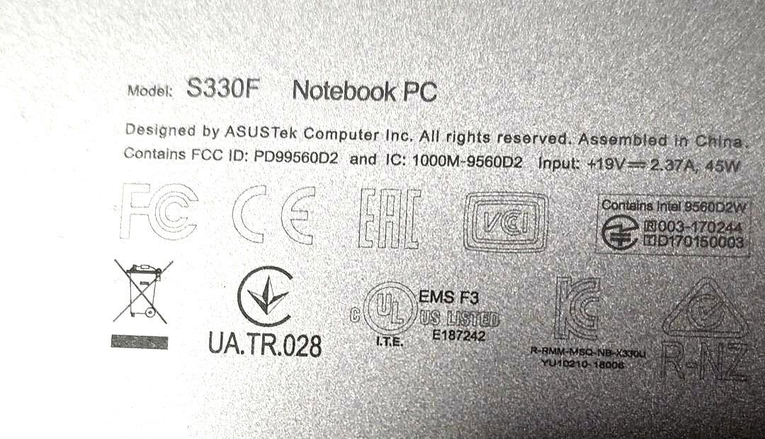 ASUS S330F ノートPC シルバー