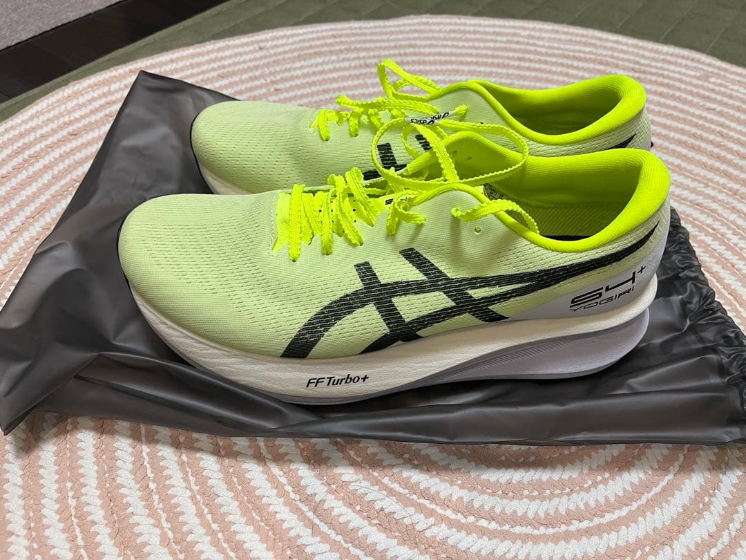 超美品アシックス　S4 yogiri 28cm ライムグリーン