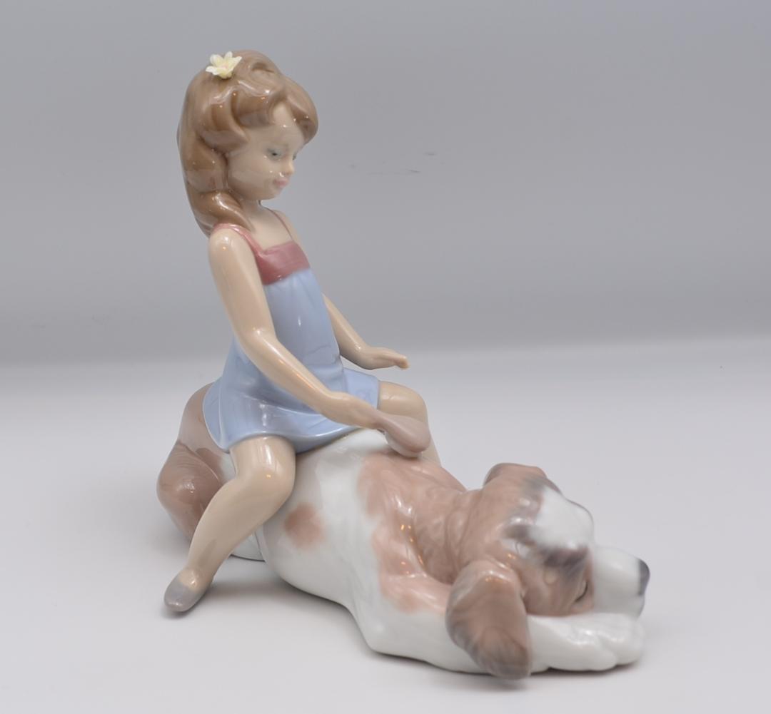 マスティフと遊ぶ　＃6229　★リヤドロ　スペイン　ポーセリン　絶版 ご成約済み