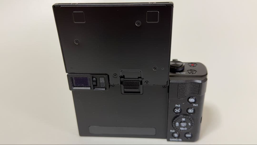 非売品 LUMIX DC-TZ95D モックアップ デジカメ LEICA モック