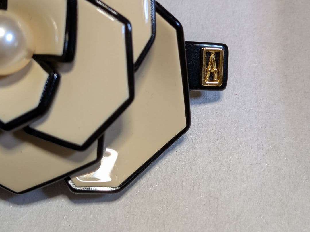 【アレクサンドル ドゥ パリ】 50周年限定カメリアバレッタ8cm