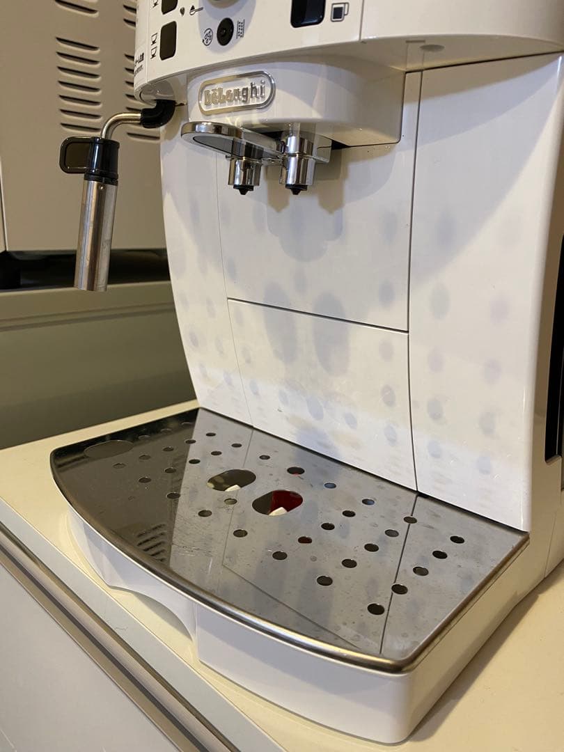 De’Longhi ECAM22112W Magnifica S