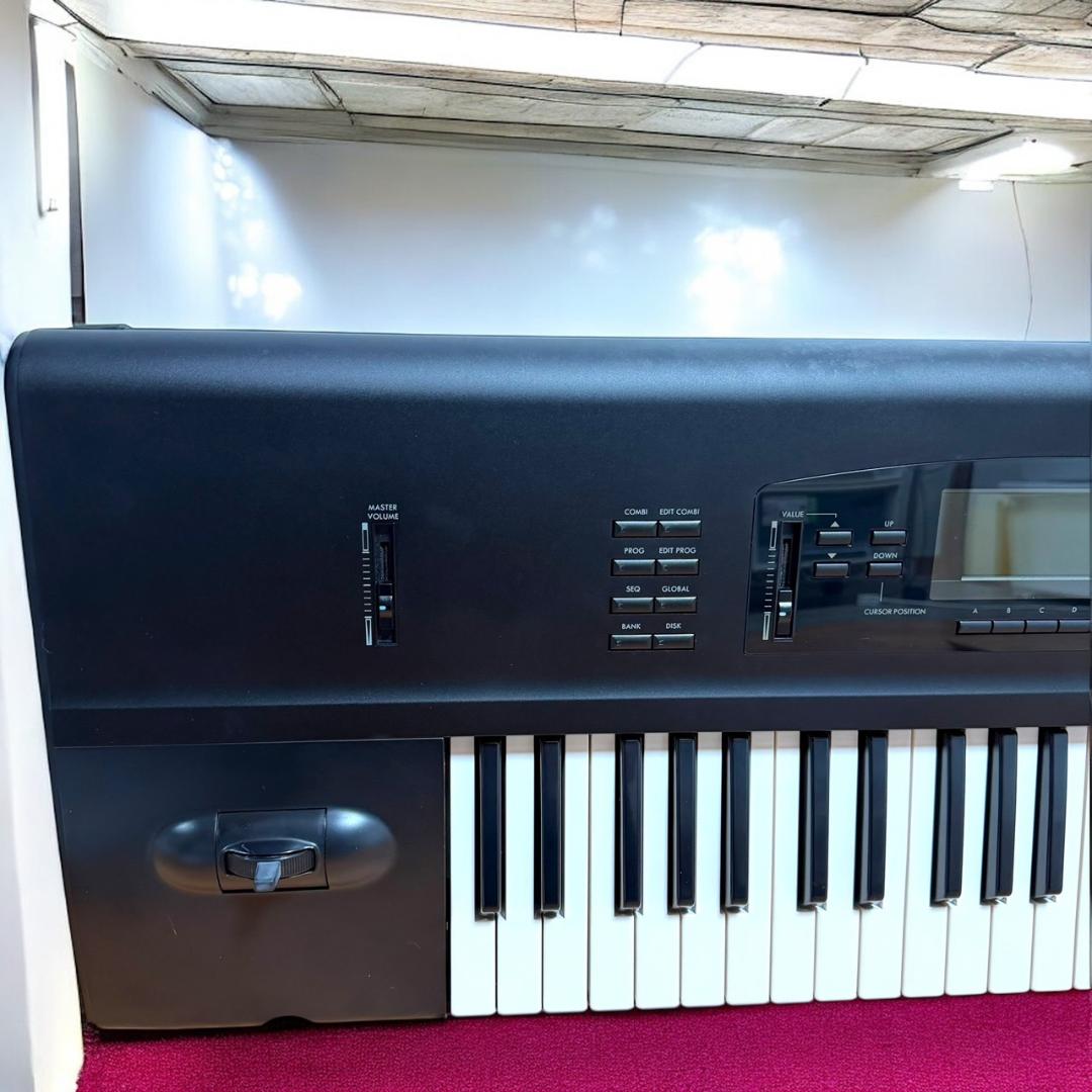 ☆美品 コルグ 01/W FD 61鍵 シンセサイザー ワークステーション