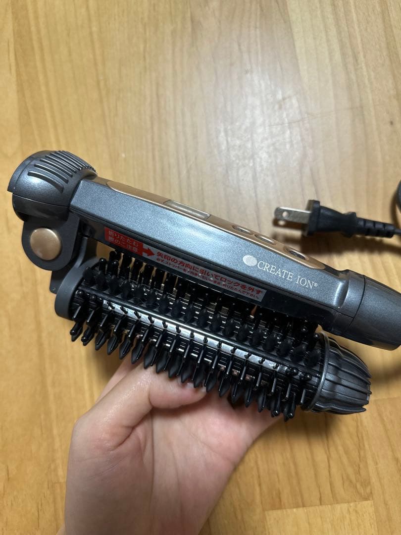 クレイツ オーバルブラシアイロン ケリー ポータブル