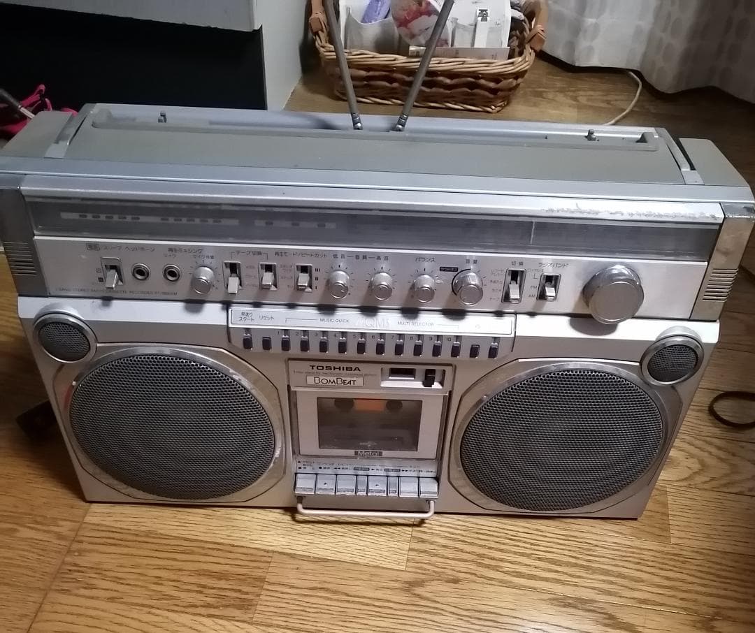 TOSHIBA RT-9990SM BOMBEAT ラジカセ