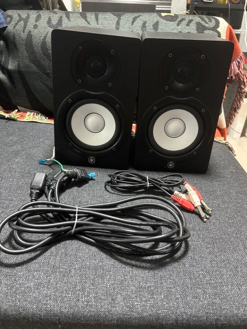 YAMAHA HS5 定番スタジオモニター ペア　スピーカーケーブル付き