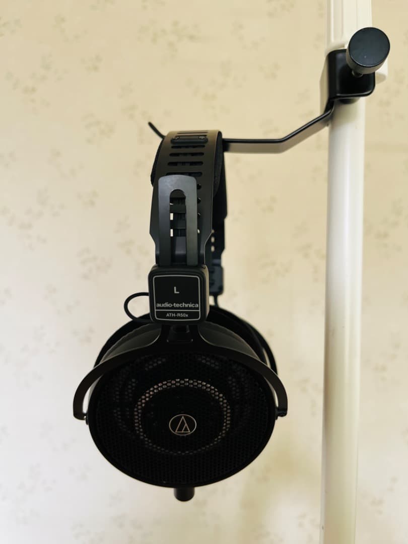 （新品開封済み）audio technica ATH-R50x開放型ヘッドホン