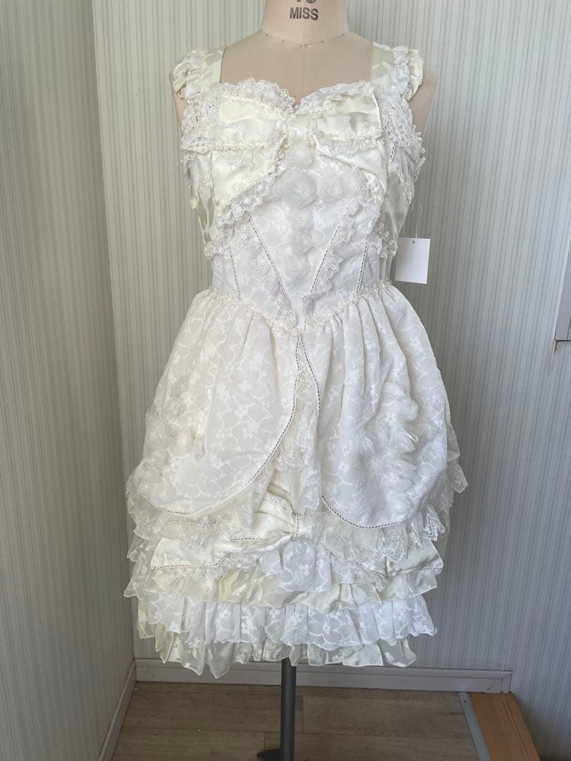 BABY 未使用 レースフリルジャンパースカート カチューシャ