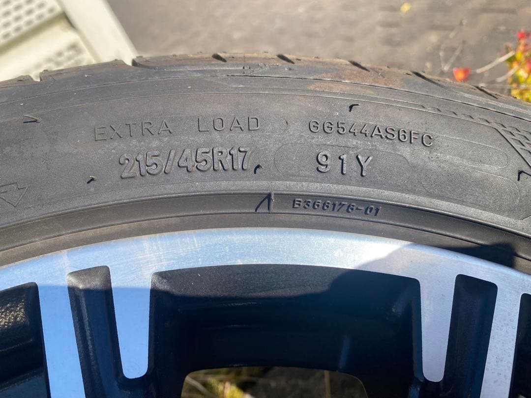 86 ZN6型後期純正17インチタイヤセット