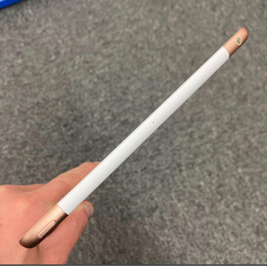 iPad 第8世代　128GB シルバー　Cellularモデル