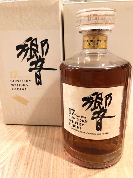 サントリー 響 17年 700ml