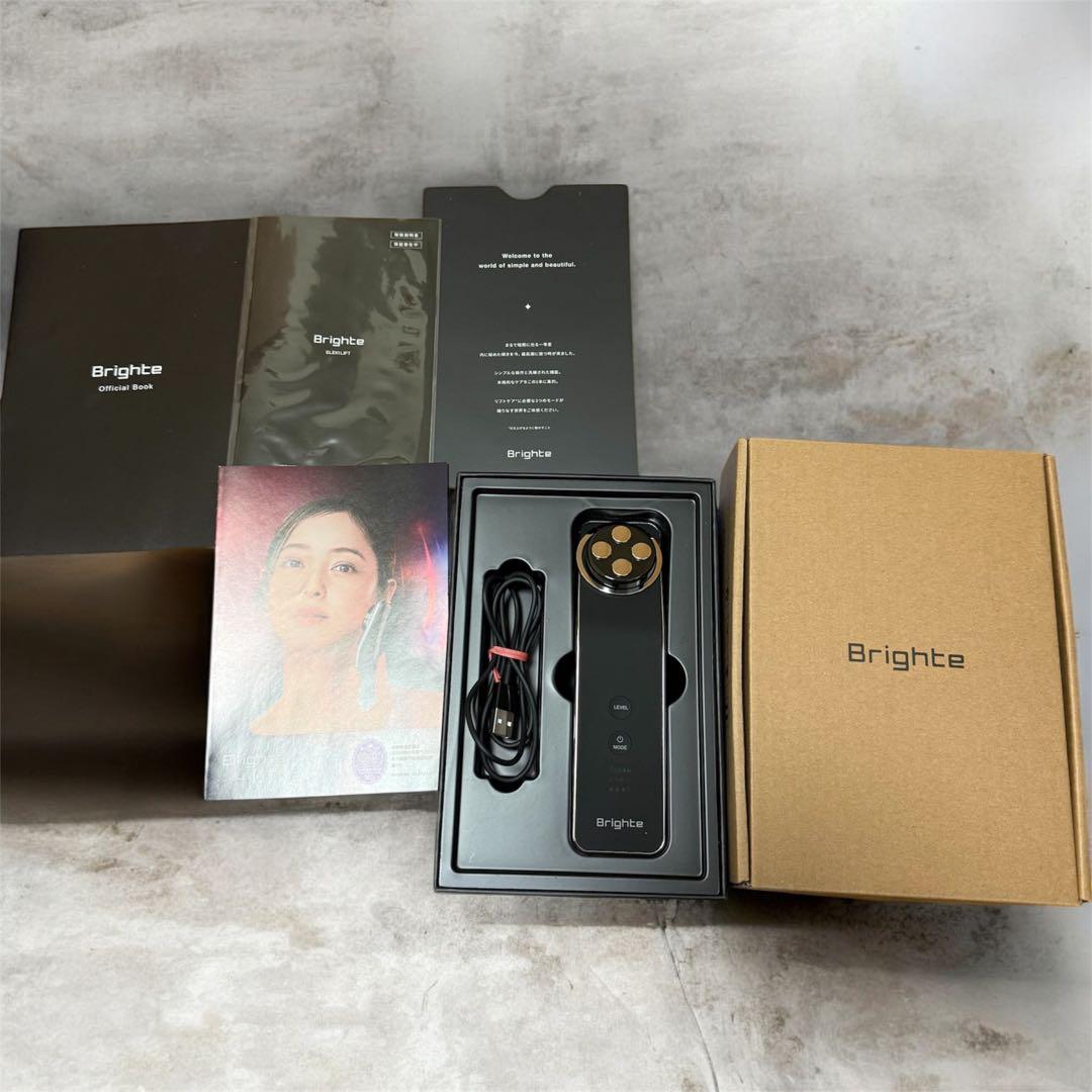 新品　正規品　Brighte 美顔器 リフトアップ エレキリフト