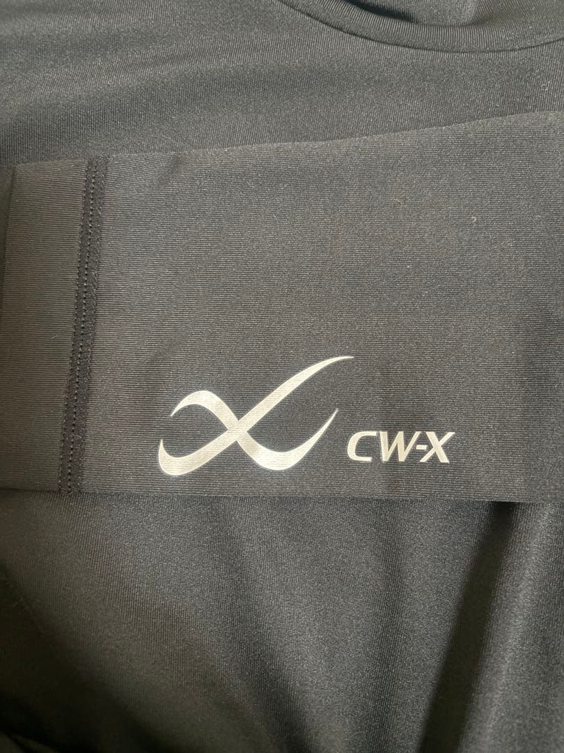 CWX 長袖シャツとレギンスとスポーツブラ2枚のセット