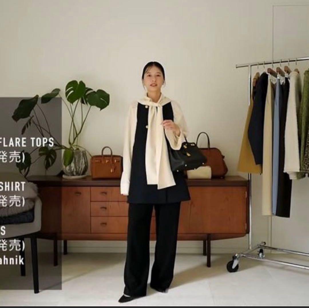 トップス CLANE DOUBLE BUTTON FLARE TOPS