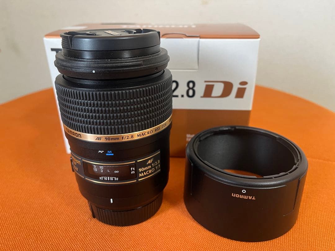 タムロン AF 90mm f/2.8 Di マクロレンズ