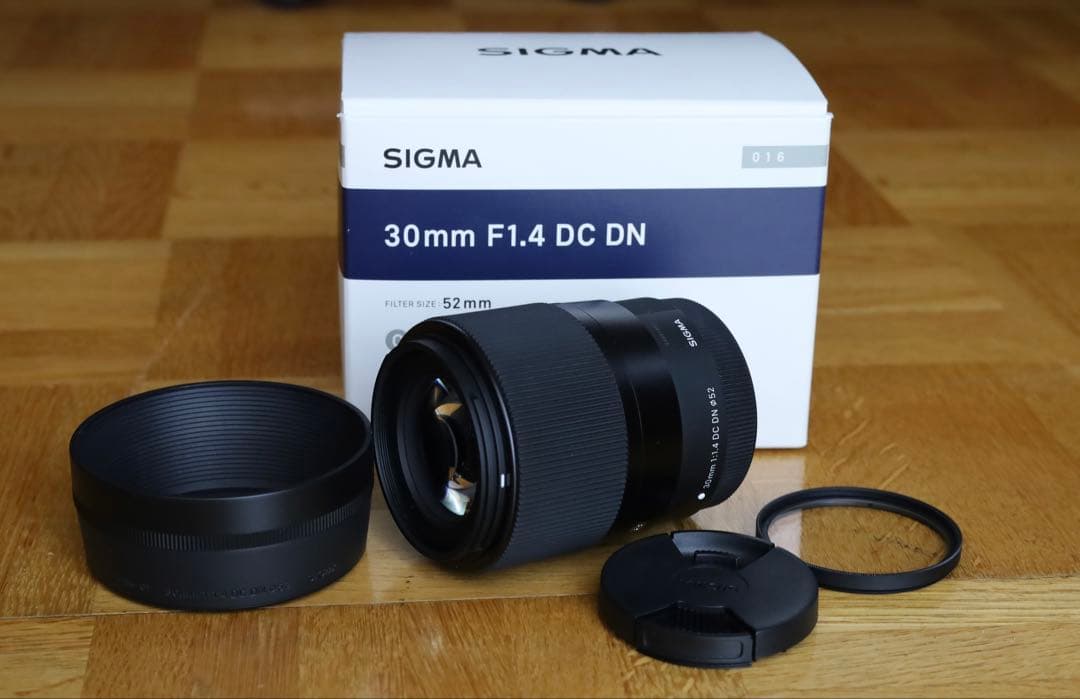 極上美品SIGMA シグマ 30mm F1.4 DC DN EF-Mマウント用