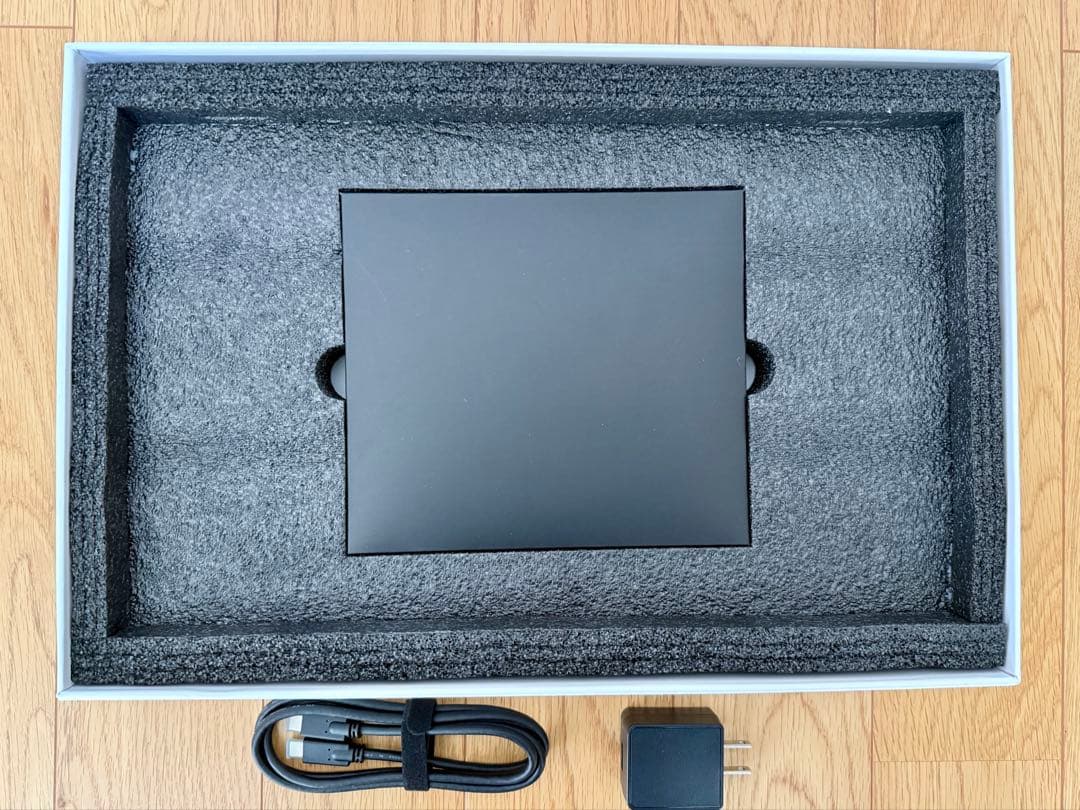 ポータブルデュアルモニター 15.6型デュアル　USB-C接続