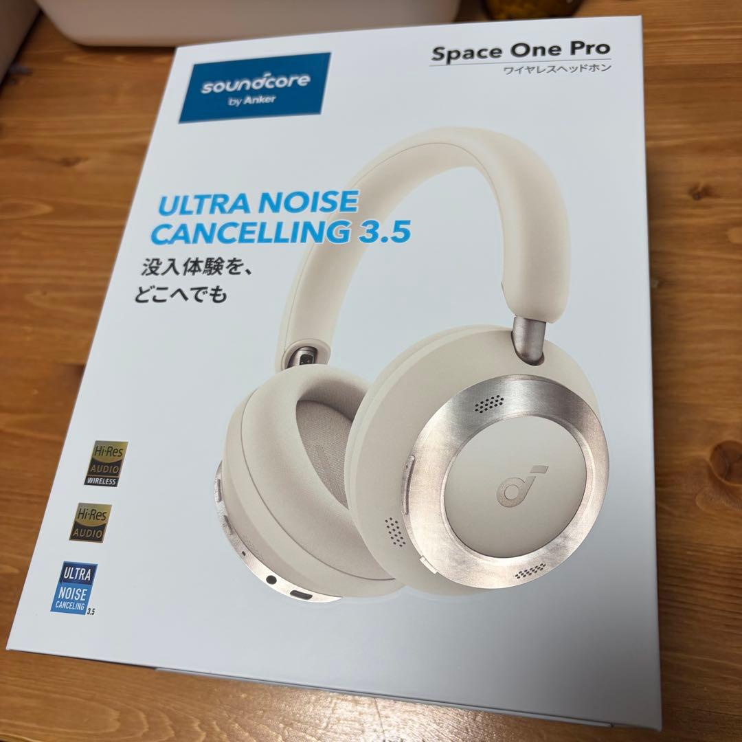soundcore Space One Pro ワイヤレスヘッドホン1-2回使用