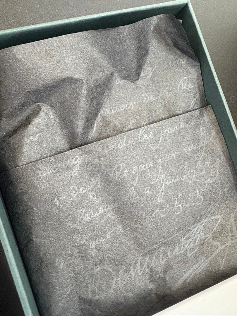 BERLUTI ギフト箱とウールポーチ