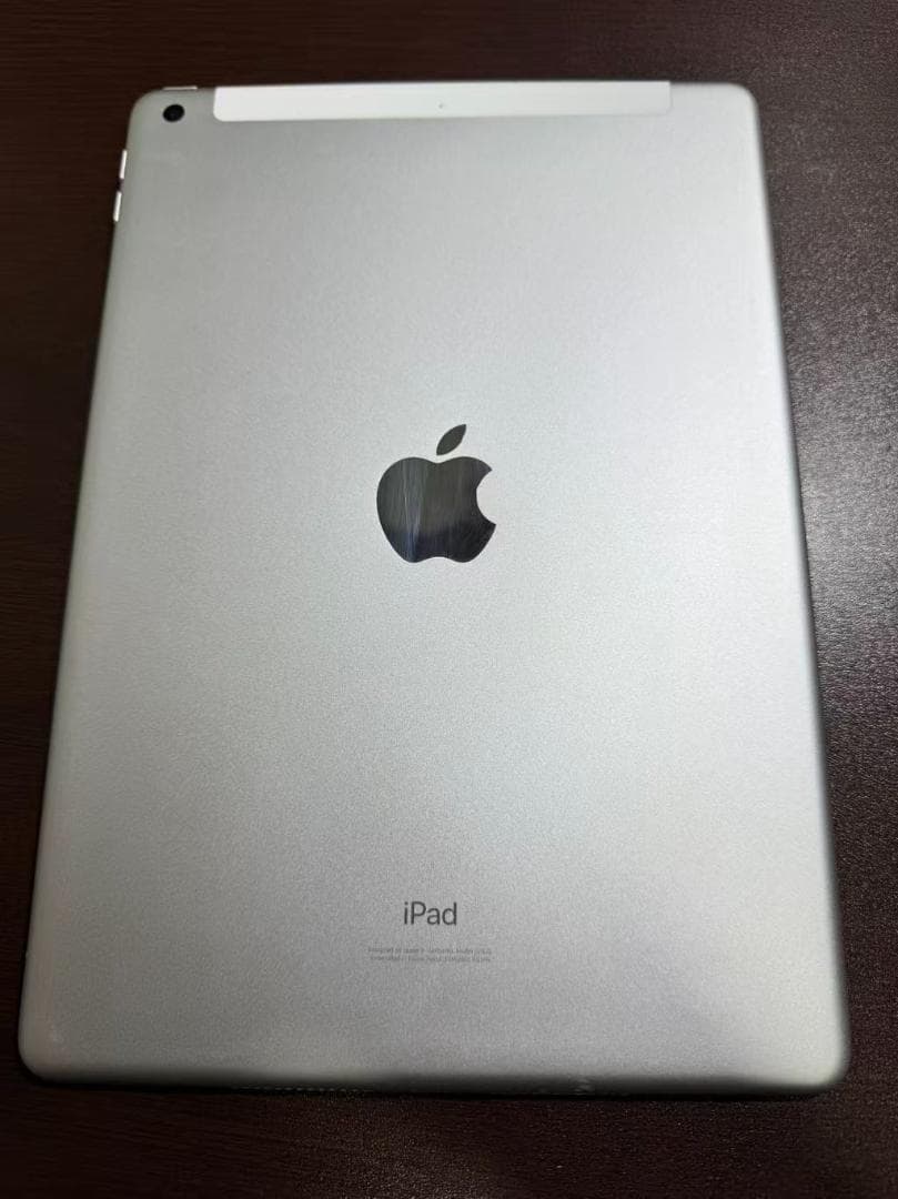Apple iPad Wi-Fiモデル(第8世代) cellular