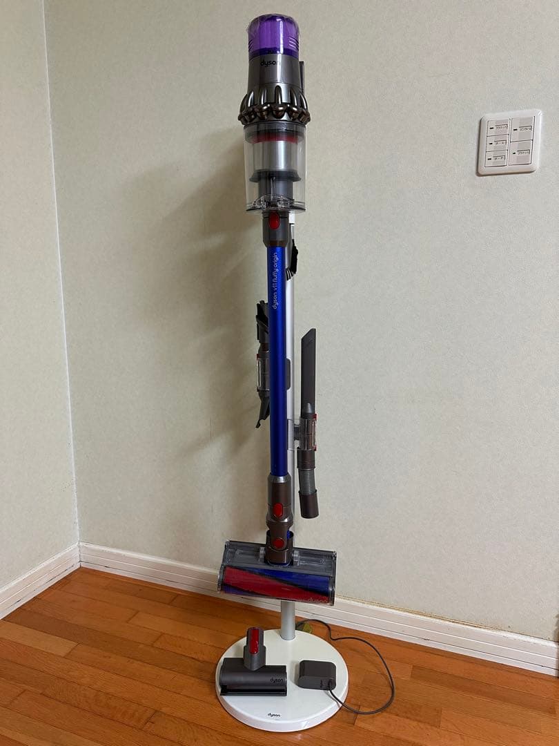 ダイソン 掃除機 Dyson SV15分解清掃済 充電器・スタンド付 動作確認済