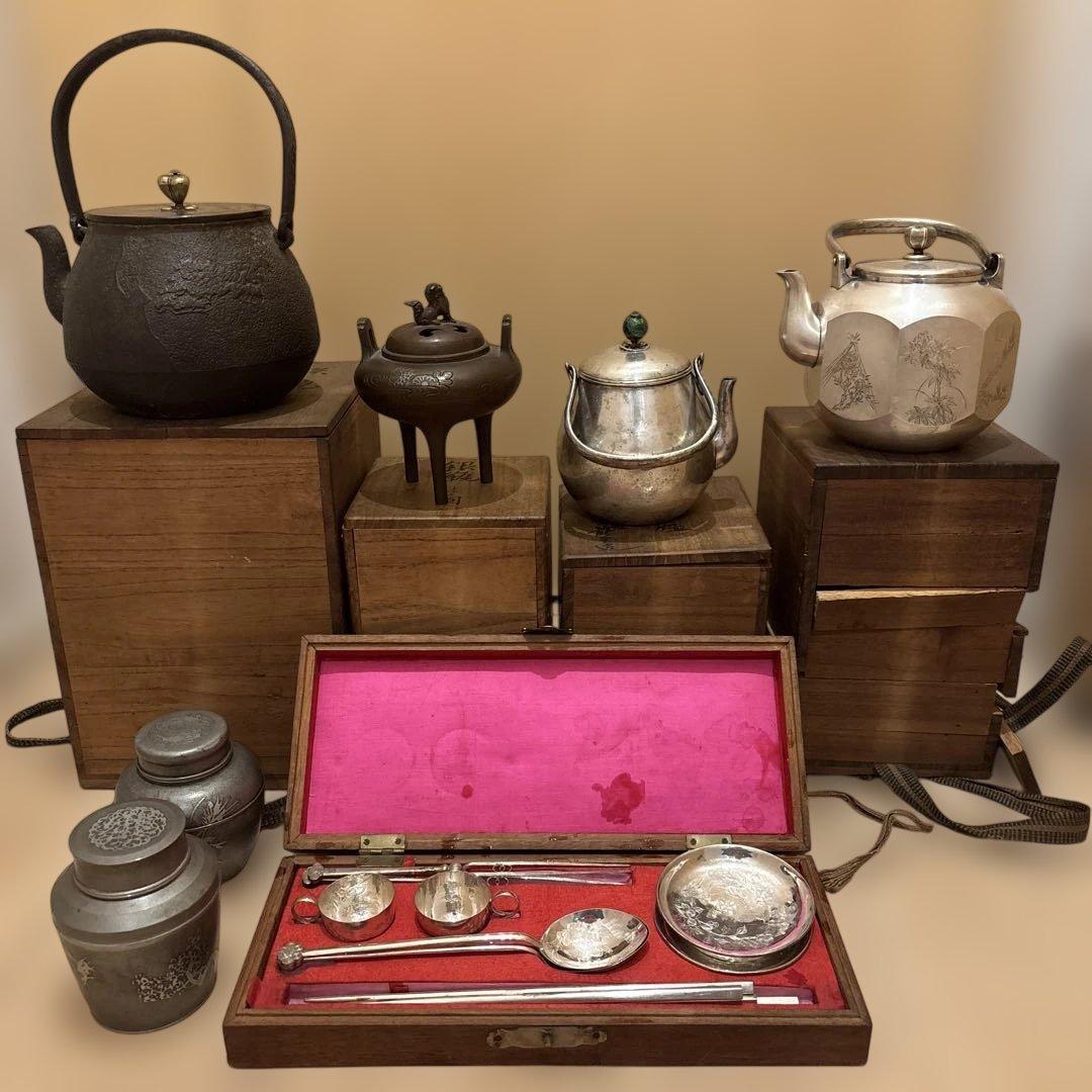 純銀瓶　骨董品セット売り　鉄瓶等