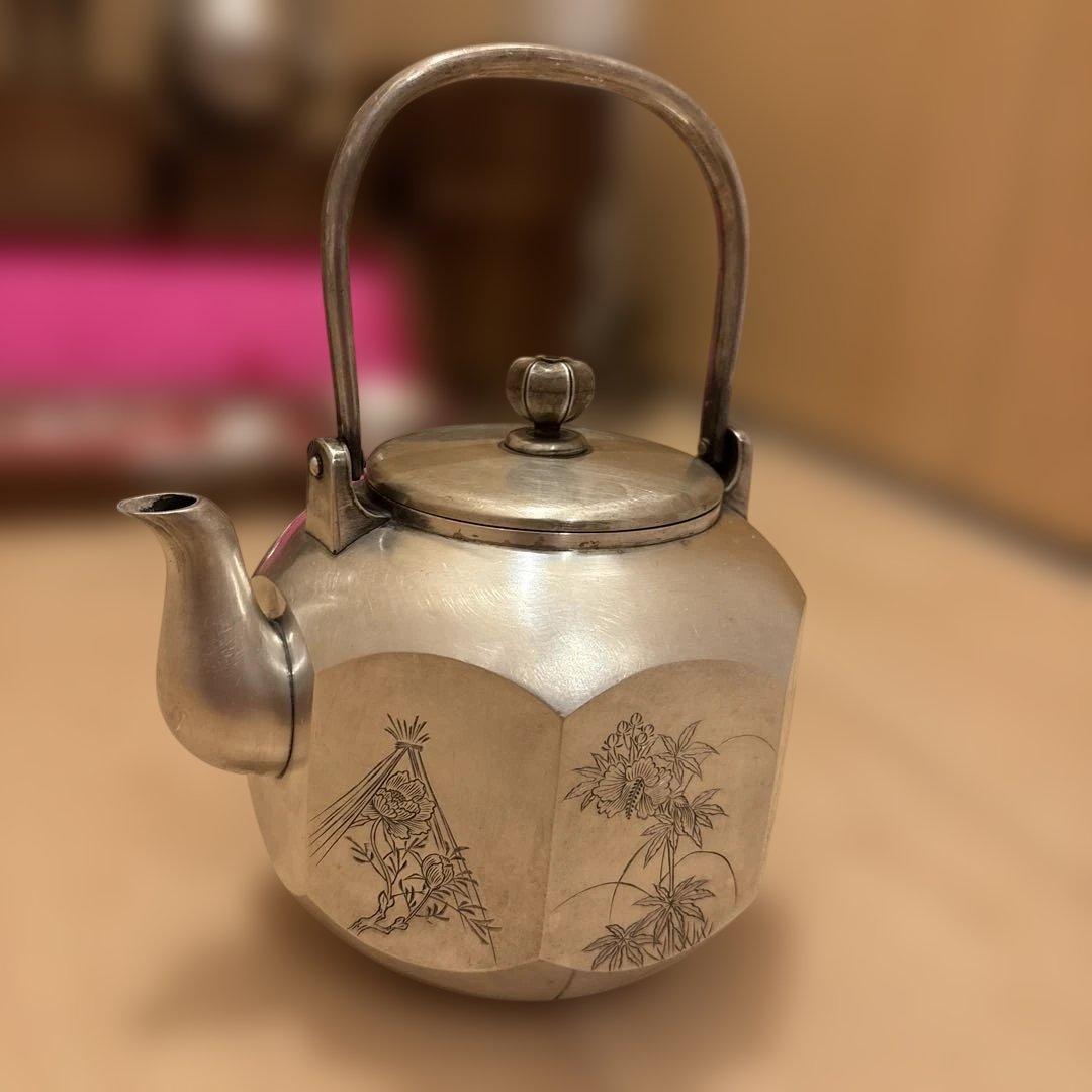 純銀瓶　骨董品セット売り　鉄瓶等