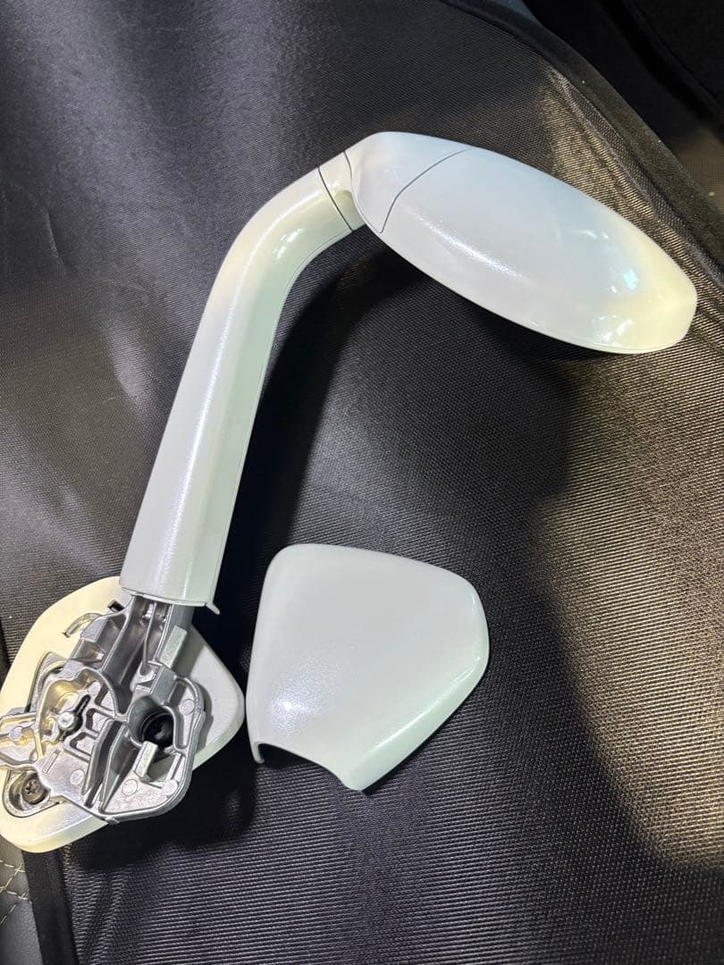 ハイエース 200系 純正品 ガッツミラー フェンダーミラー パールホワイト