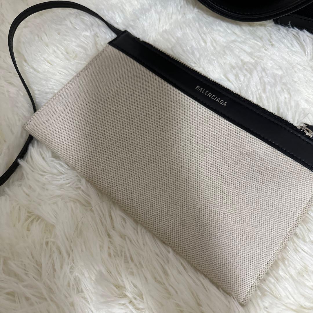 BALENCIAGA トートバッグ アイボリー ブラック　売り切りセール