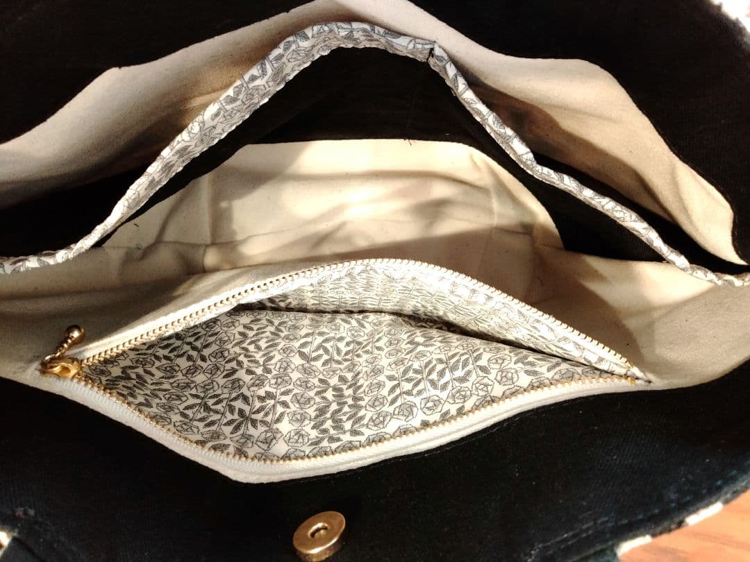 ミナペルホネン『丸みを帯びた2wayトートバッグ 』ショルダーストラップ付き