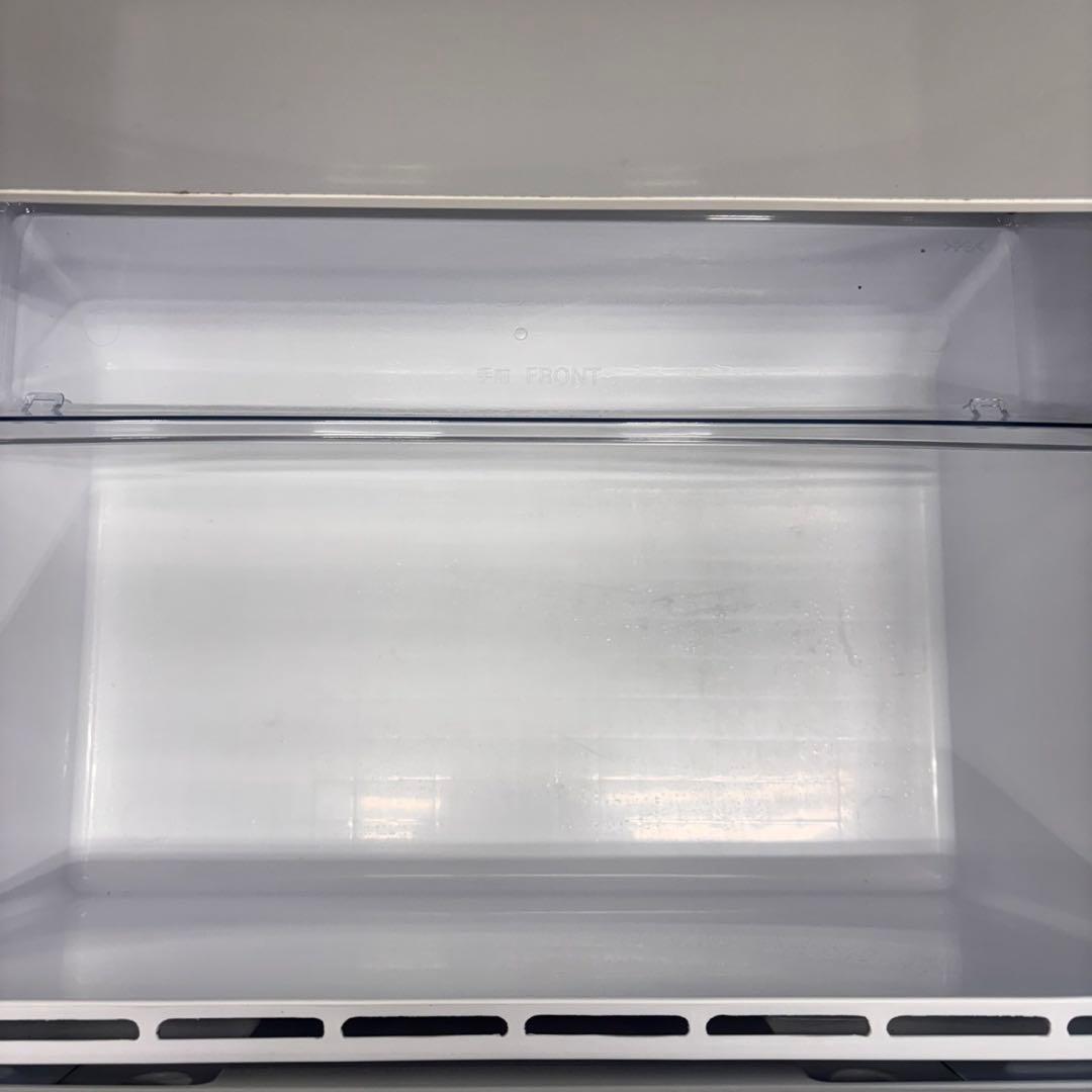 590 関東配送　冷蔵庫　大型　小型　一人暮らし　200L〜300L 極美品