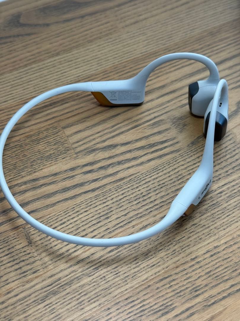 骨伝導イヤホン ホワイトSHOKZ OPENRUN PRO 2 大迫傑仕様