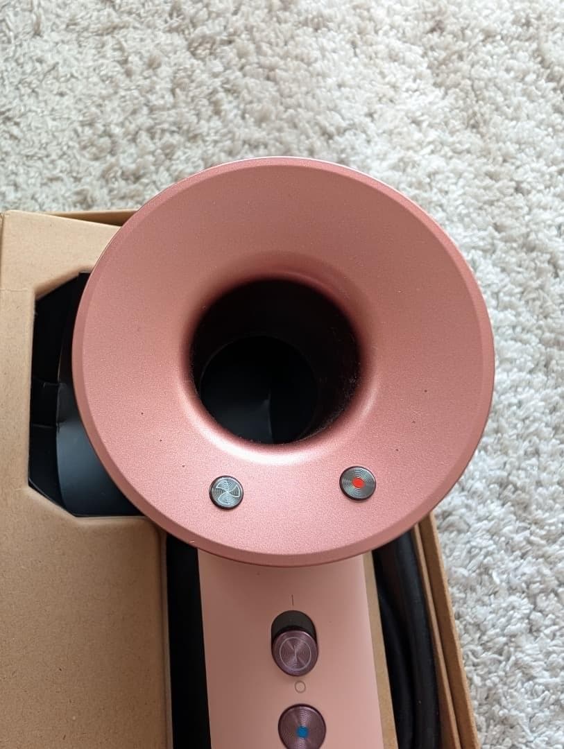 美品　限定カラーダイソン HD08 ULF BPR ENT さくらロゼゴールド