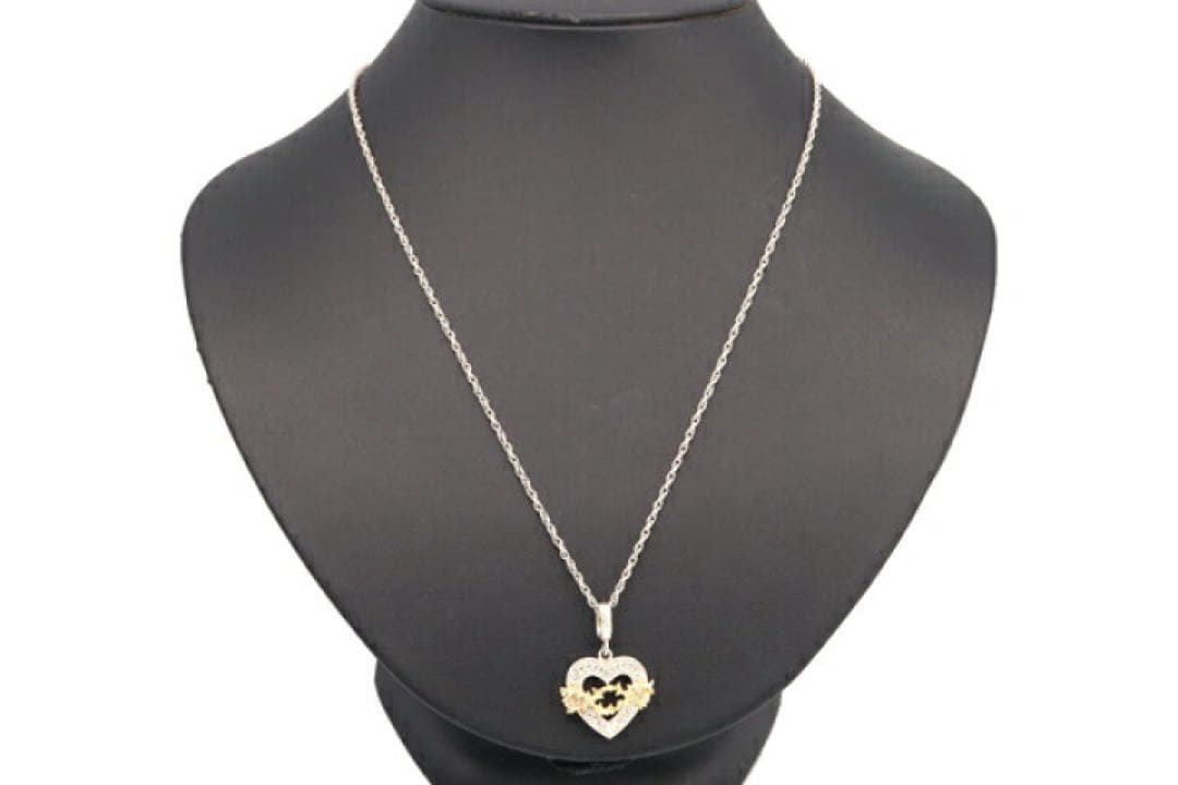 lose hate ハート型クリスタルネックレス