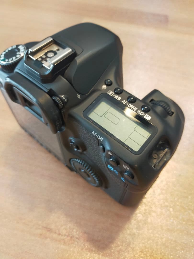 Canon EOS 40D デジタル一眼レフカメラ　キャノン