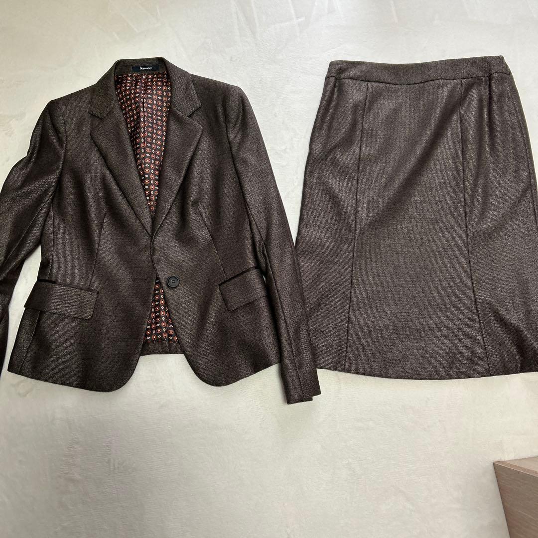 ぴろぴろ様用アクアスキュータムのレディーススーツ