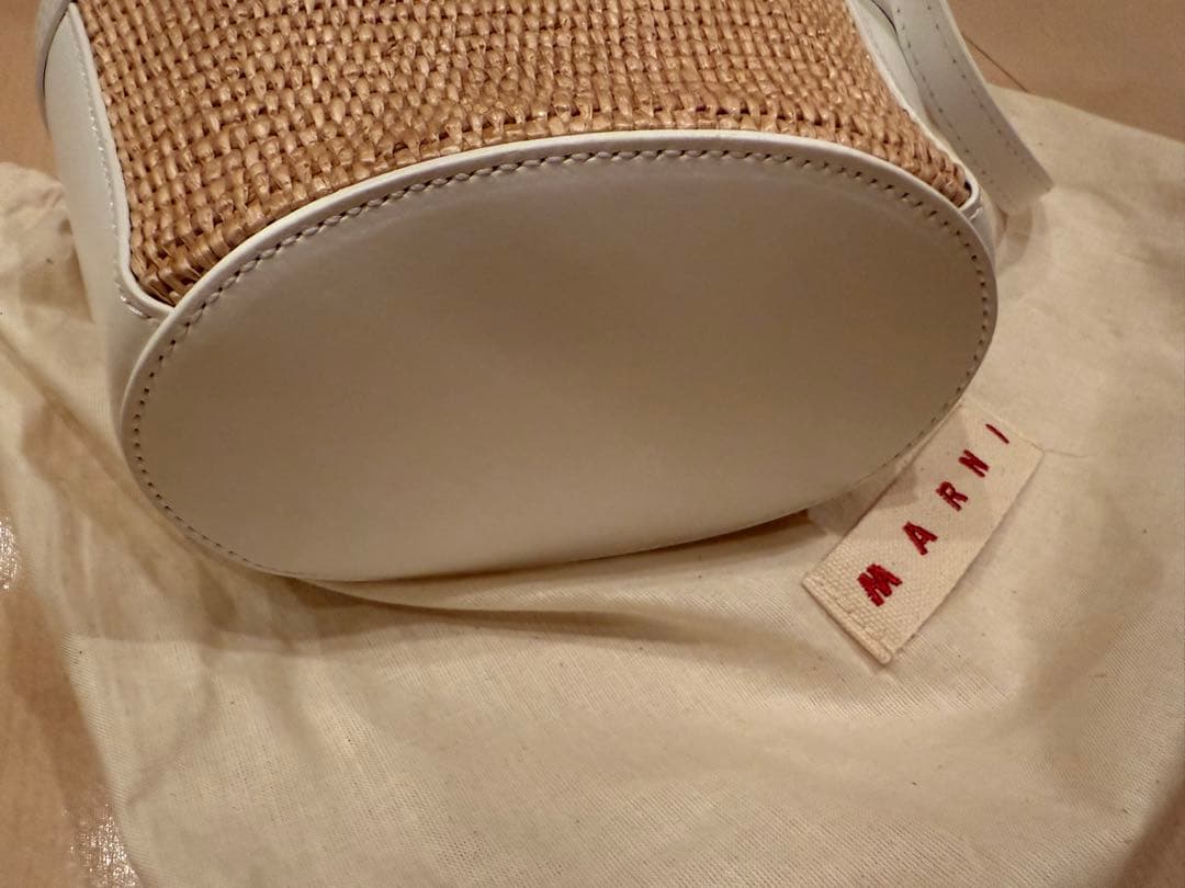 MARNI ストロー レザー ミニかごバッグ