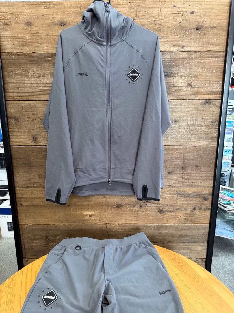 F.C.Real Bristol セットアップ エフシーリアルブリストル