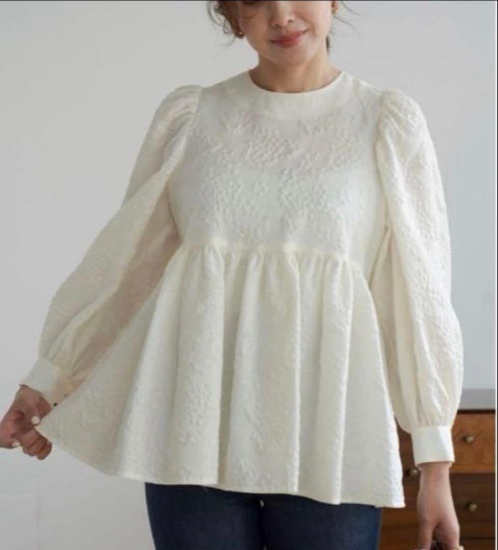 ohga furuit OHGA オーガ　フローラルブラウス パターンブラウス