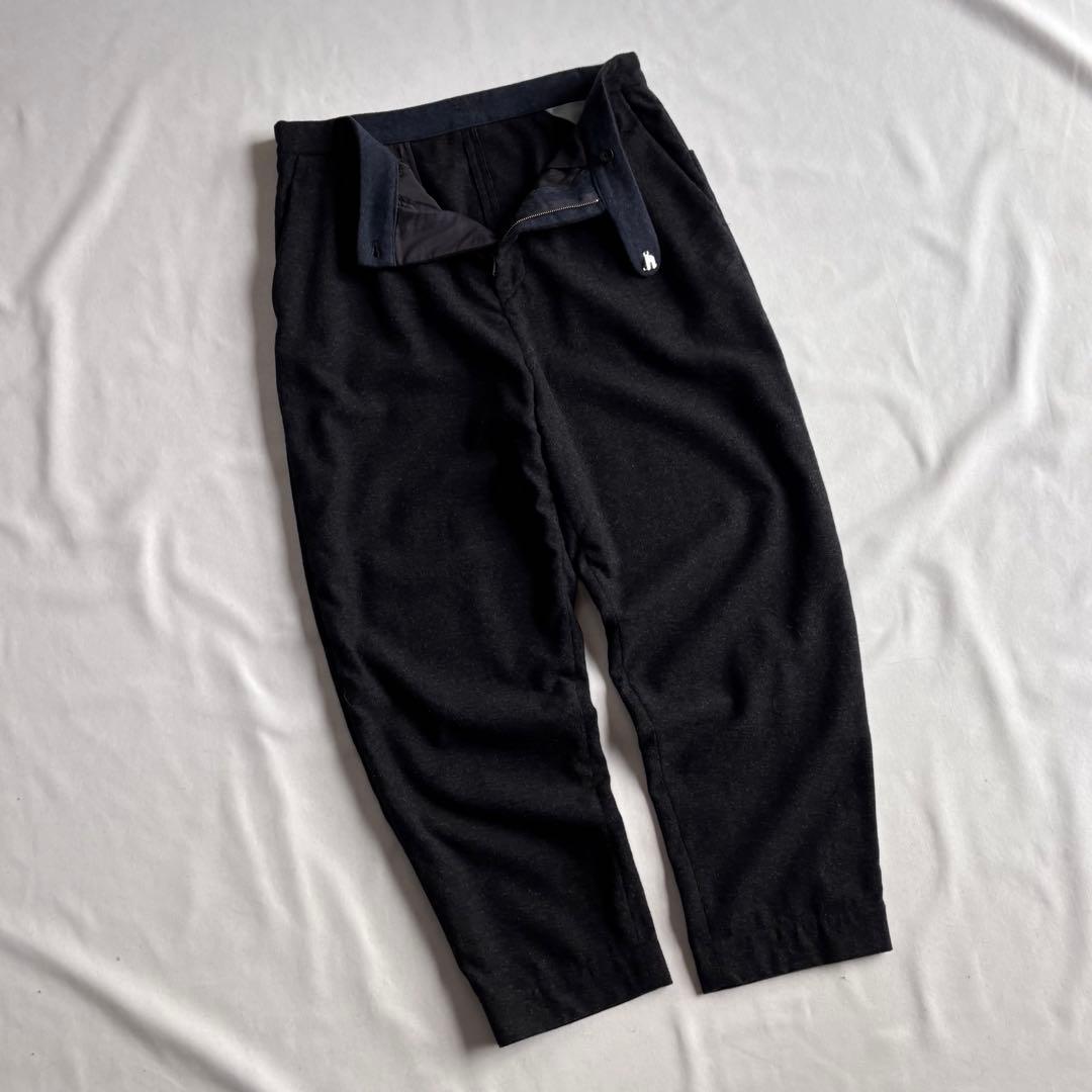 パンツ Dulcamara asymmetry pocket wool slacks